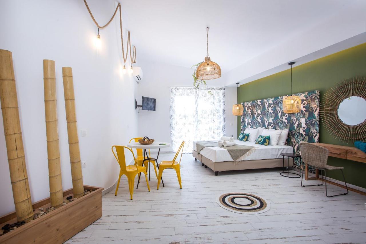 Marini Seaside Aparthotel